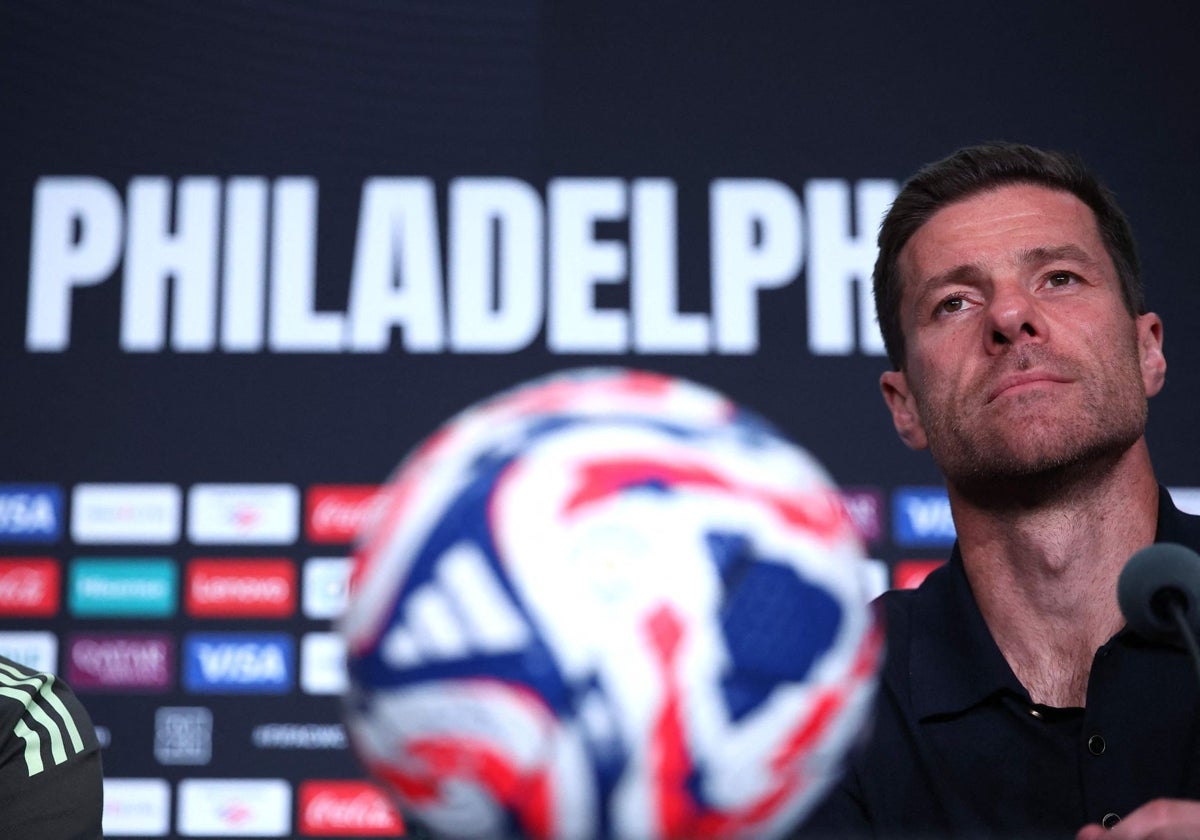 Xabi Alonso, durante su comparecencia en la sala de prensa del Lincoln Field