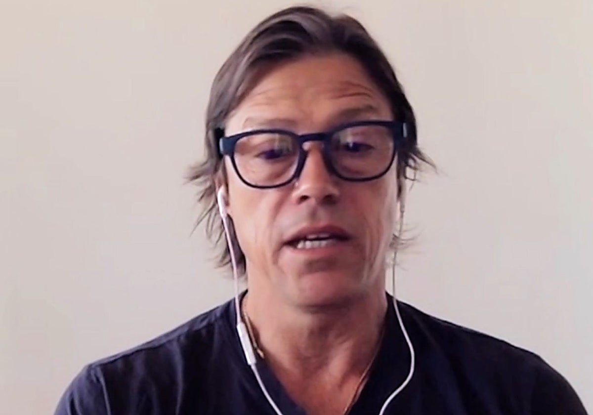 Matías Almeyda, en la videollamada realizada en los medios oficiales