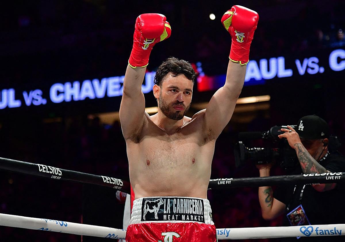 Julio César Chávez Jr., durante su combate frente a Jake Paul.