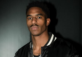 Junior trabaja pensando en el Betis y esperando a su fichaje