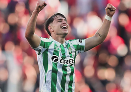 Ángel Ortiz: «El Betis es el club de mi vida»
