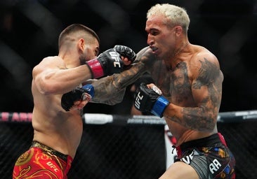 Topuria asegura que Makhachev subió de división para evitar su pelea: «Sabe que soy peligroso»