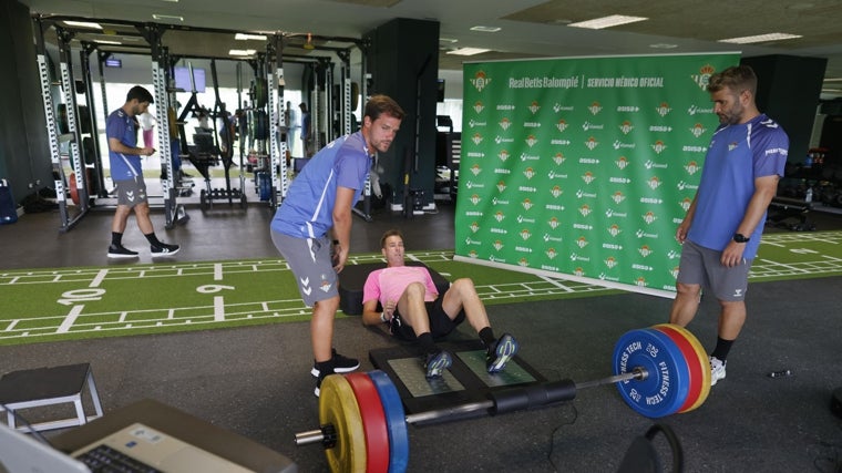 Adrián, en las pruebas realizadas este martes en la ciudad deportiva Luis del Sol