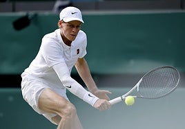 Sinner se olvida del codo y desinfla a Shelton para citarse en semifinales con Djokovic