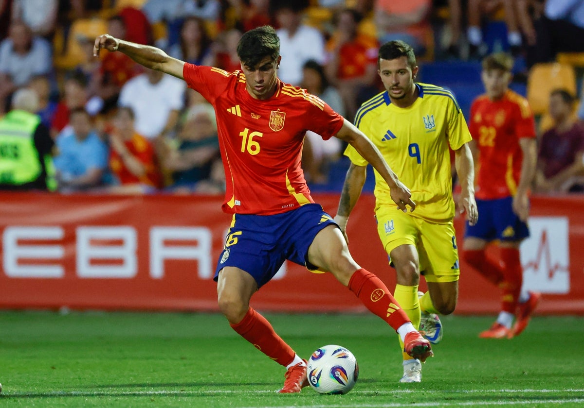 Juanlu, en un partido con la selección española sub 21
