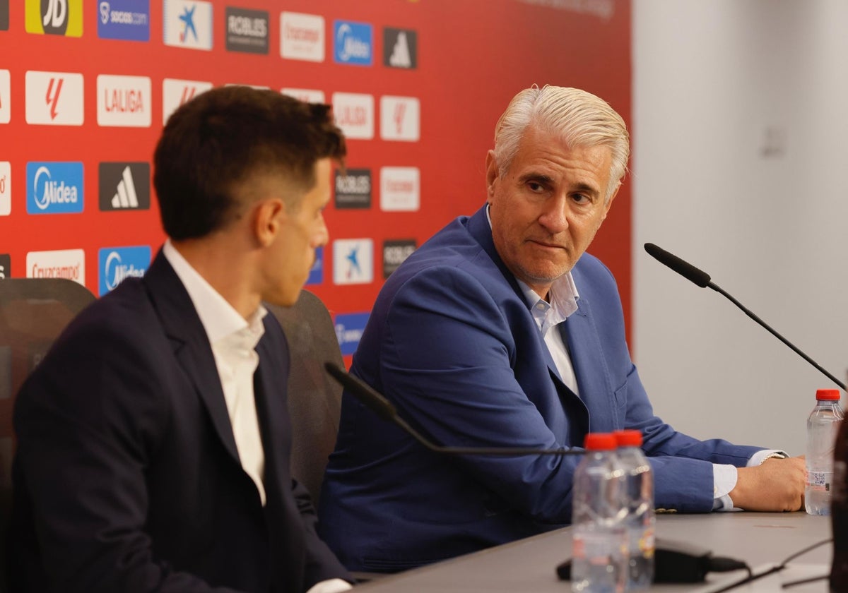 Alfon y Antonio Cordón, en la sala de prensa del Ramón Sánchez-Pizjuán