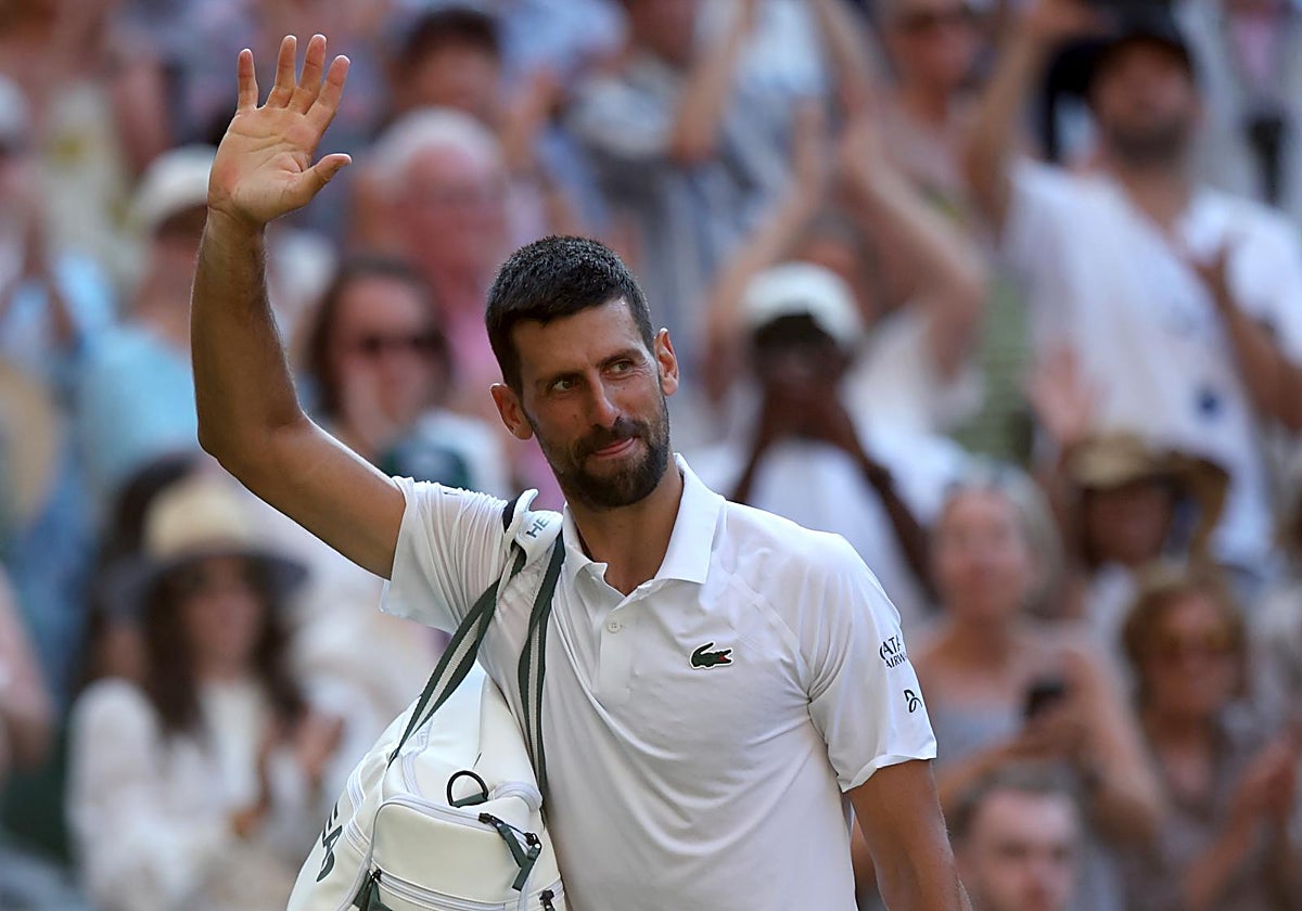 Novak Djokovic, durante su partido de semifinales de Wimbledon