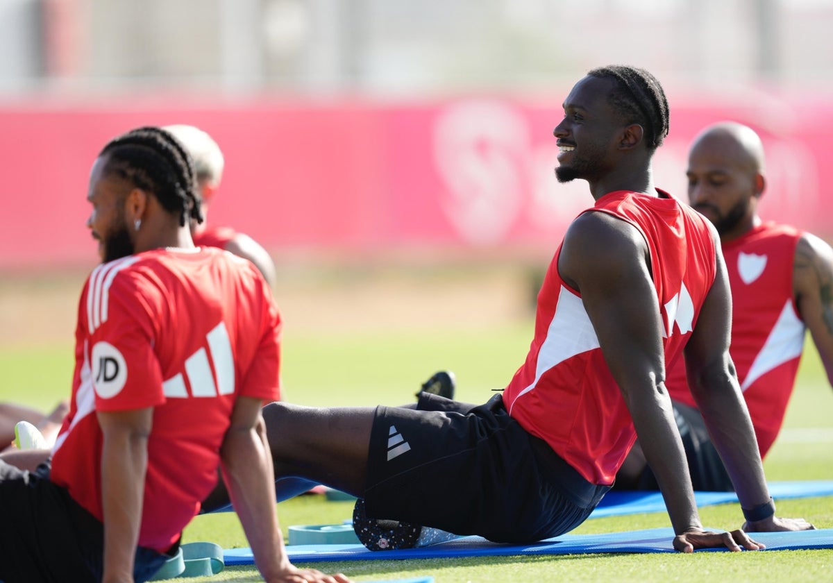 Tanguy Nianzou, en unos ejercicios de calentamiento esta pretemporada