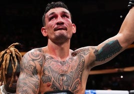 Max Holloway roba el retiro de Dustin Poirier en la UFC