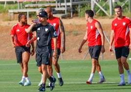 El método Almeyda cala en la plantilla del Sevilla FC