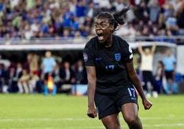 Michelle Agyemang celebra su gol ante Italia