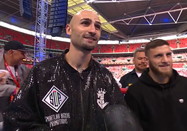 Aleksandre Topuria sorprende al mundo: presente en el Usyk vs Dubois como entrenador