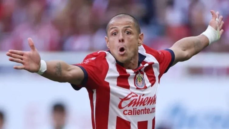 La federación mexicana de fútbol sanciona a Chicharito por «promover estereotipos sexistas» con unas polémicas declaraciones