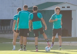 Valles y Riquelme debutan con el Betis