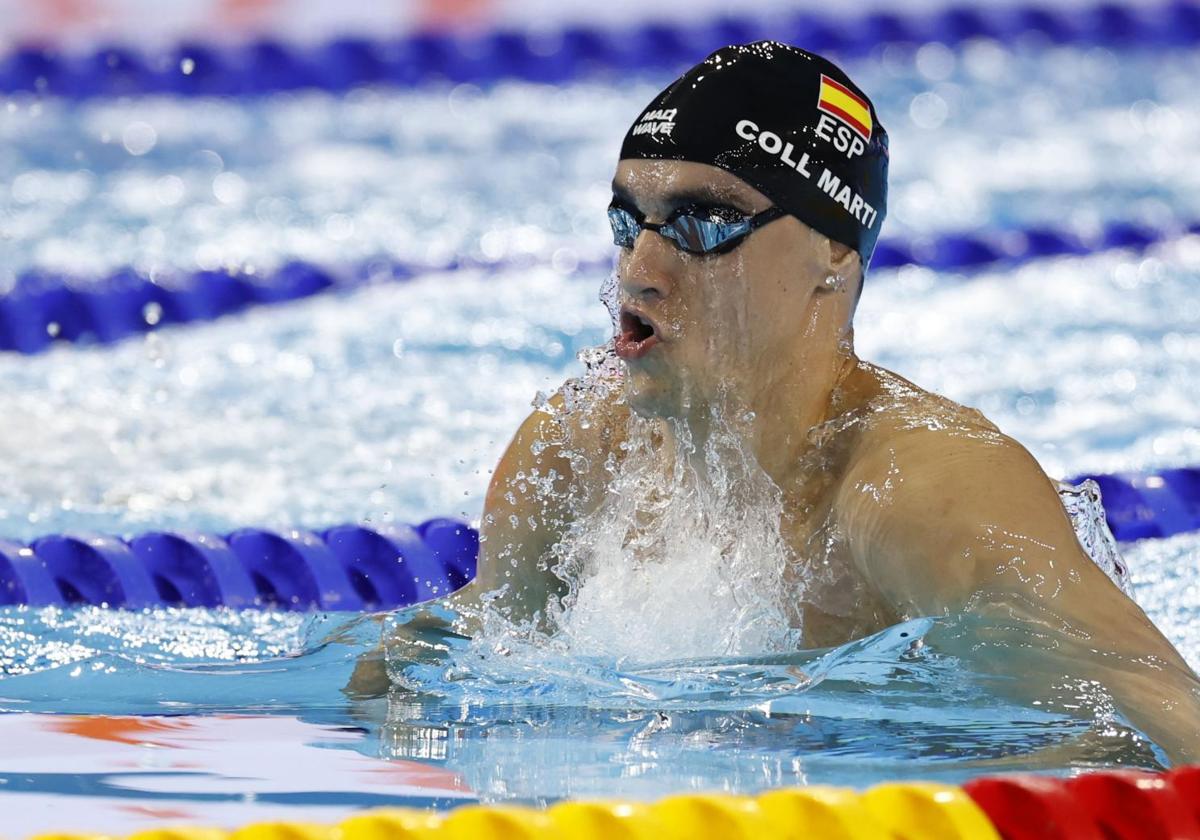Carles Coll, durante las eliminatorias del 200 braza