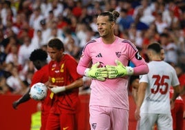 La plantilla del Sevilla destaca el exigente trabajo físico: «Está siendo una pretemporada muy dura, como tiene que ser»