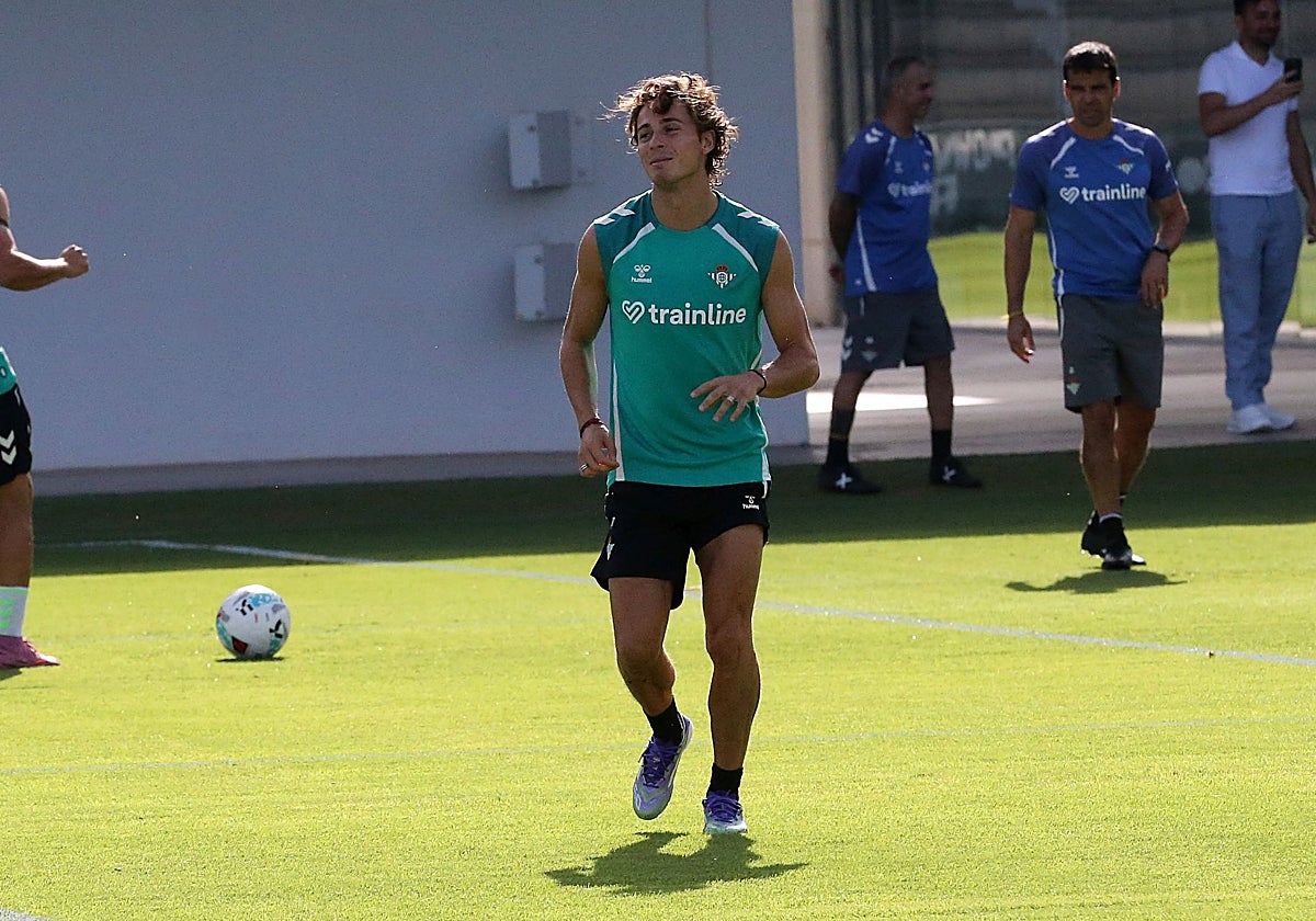 Riquelme, durante un entrenamiento del Real Betis