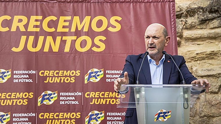 Louzán, el presidente de la RFEF, en un actoefe