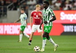 Mendy prefiere al Rangers y el acuerdo con el Betis está cercano