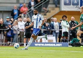 Vinculan a Mousa Sylla con el Sevilla FC en plena polémica en Alemania
