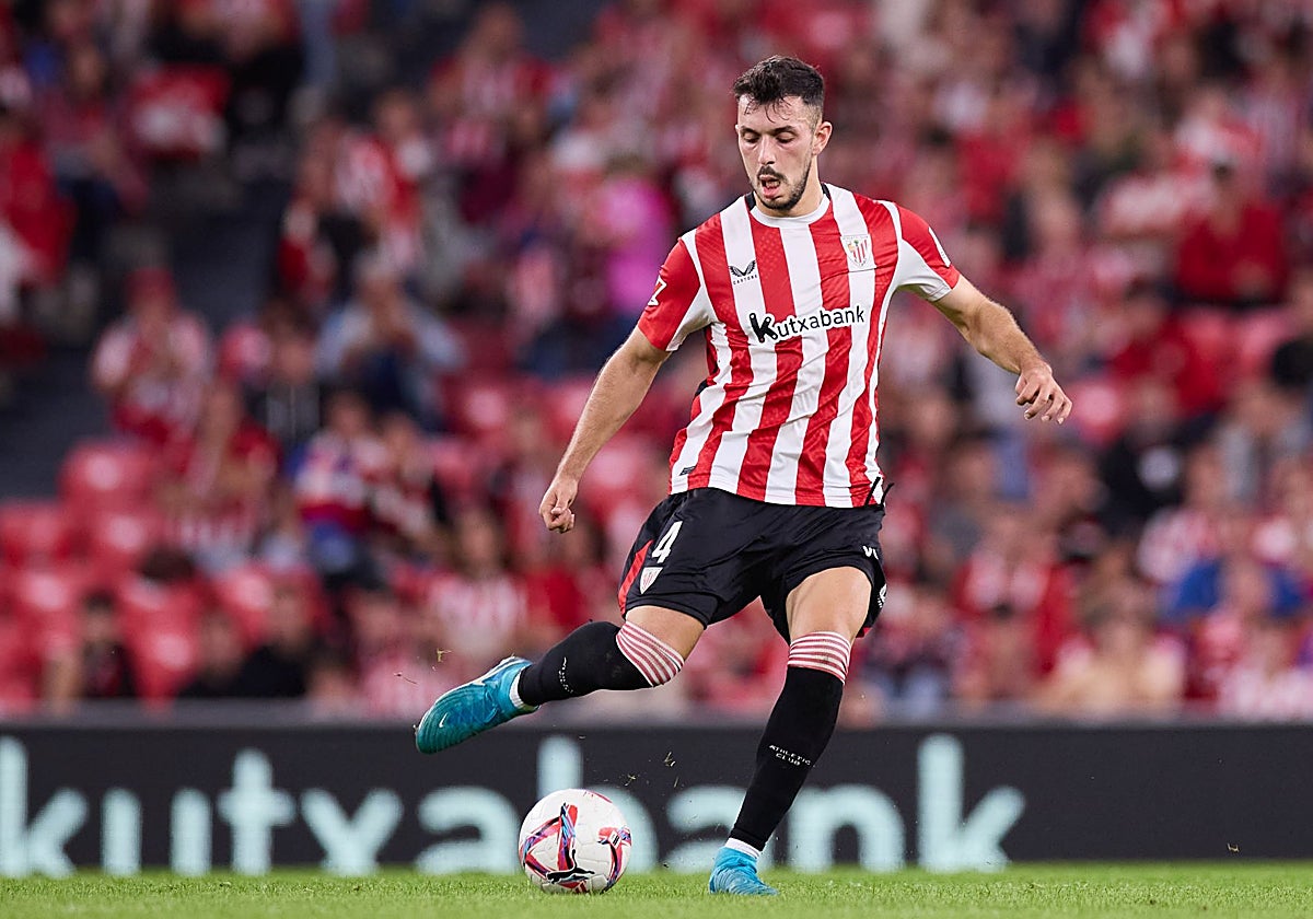 El central del Athletic Aitor Paredes