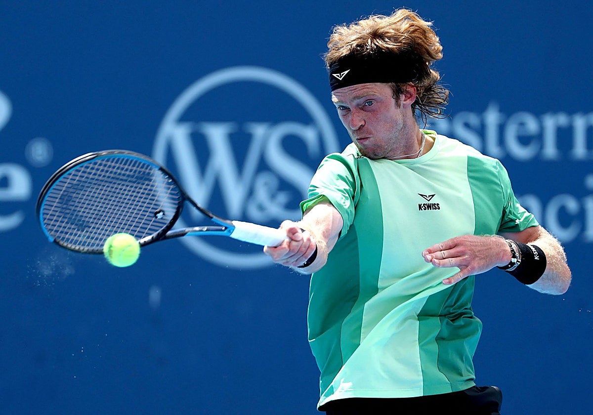 Todas las estadísticas del partido entre Alcaraz y Rublev