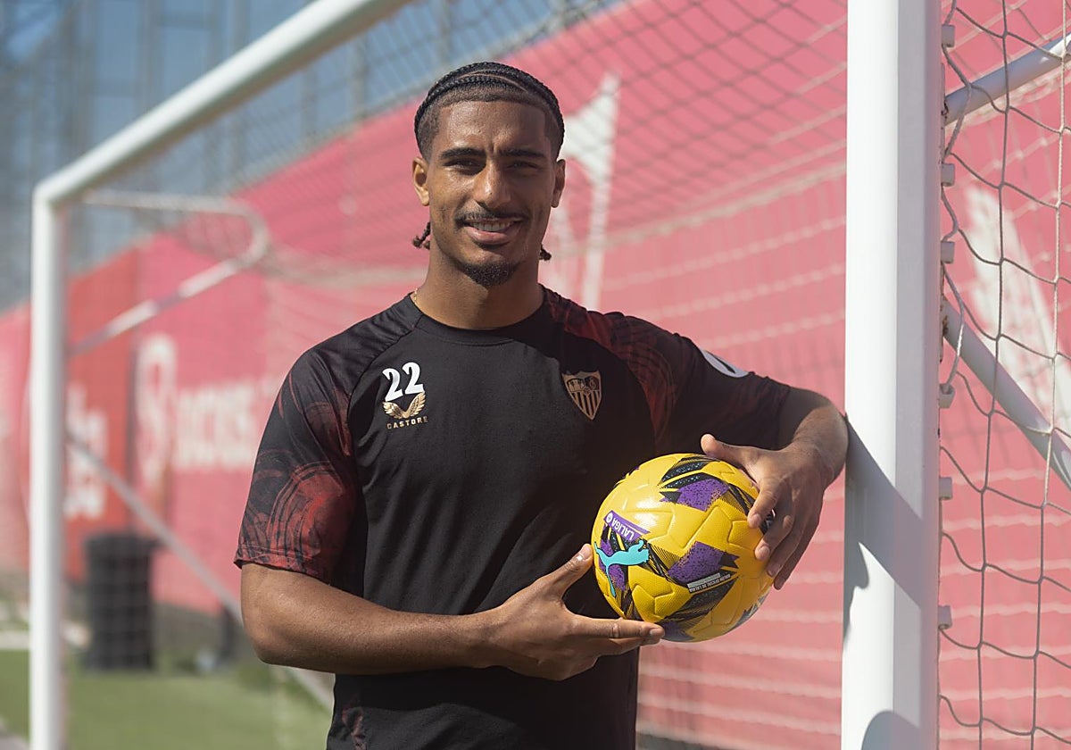 El Leverkusen espera cerrar el fichaje de Badé a principios de semana