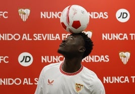 Akor Adams entra en la prelista de Nigeria