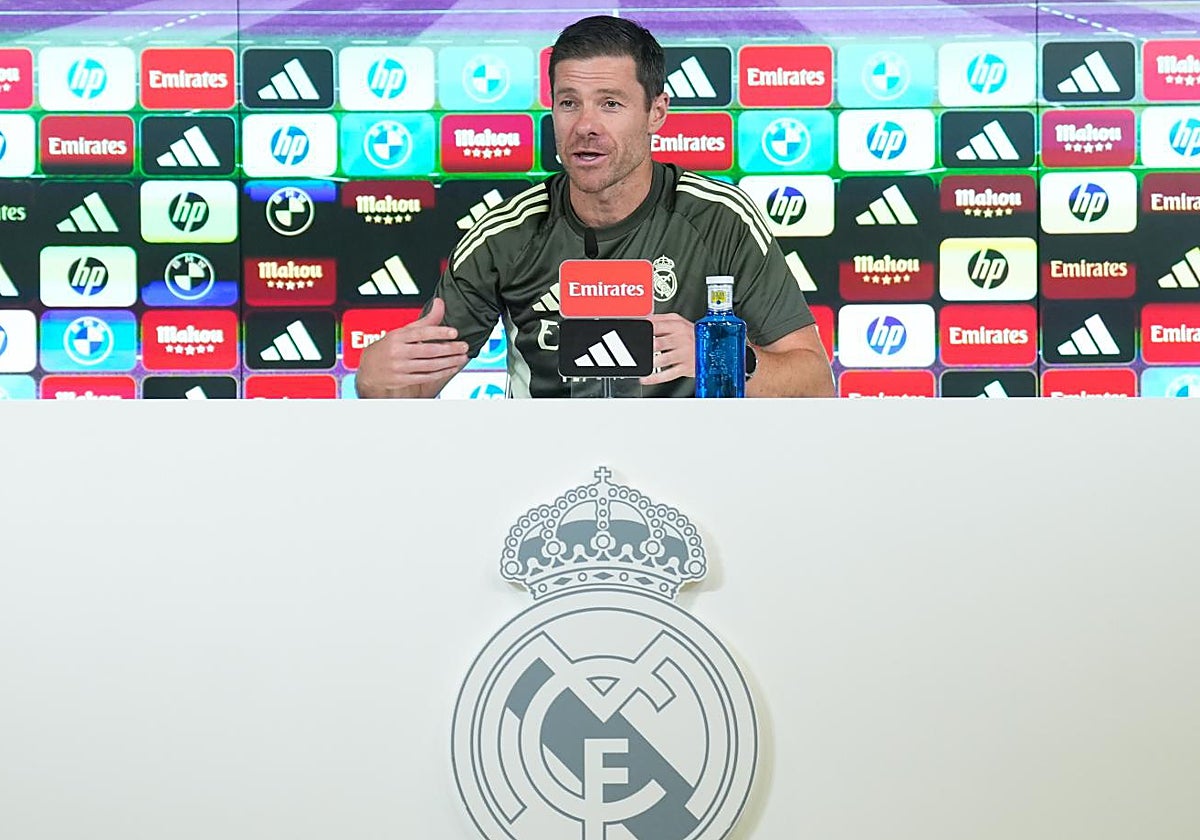 Xabi Alonso, en la sala de prensa de Valdebebas