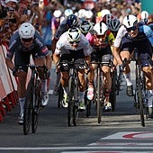 Philipsen, primer líder del Tour y primer líder de la Vuelta