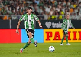 Altimira solicita espacio mientras el Betis busca un centrocampista