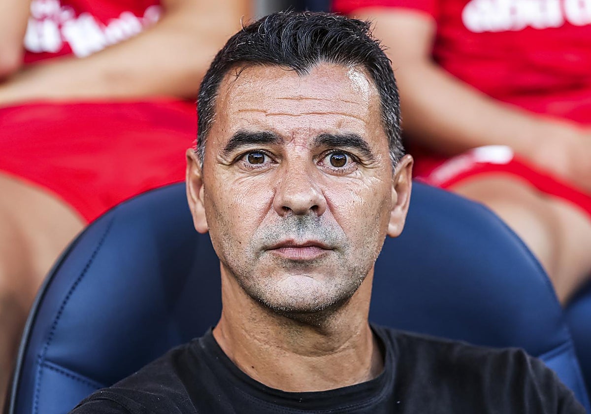 Míchel, durante el Villarreal - Girona (5-0)