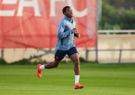 Stanis Idumbo, la primera gran venta del Sevilla FC en una intensa recta final de mercado