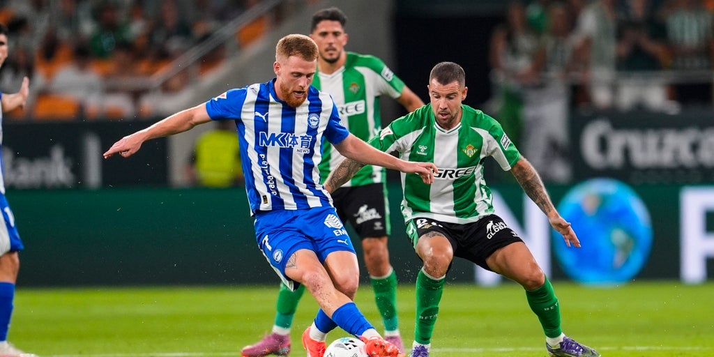 El Betis emite el parte médico de Aitor Ruibal