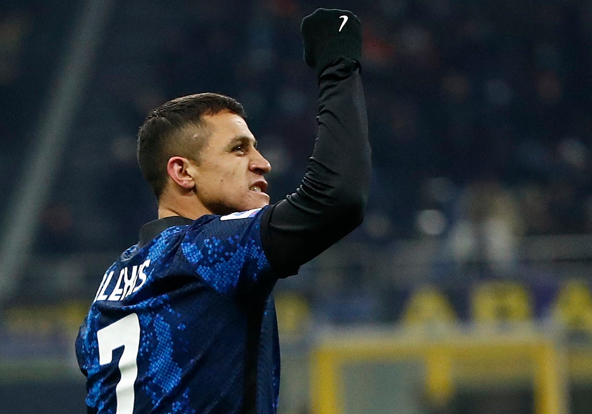 Alexis Sánchez, opción del Sevilla para reforzar la delantera