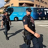 Israel, en la Vuelta a España: un equipo disgustado e invisible con escolta policial