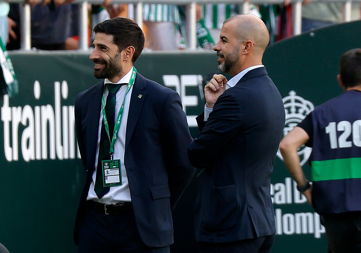 Manu Fajardo junto a Álvaro Ladrón de Guevara