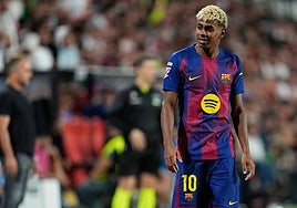 Lamine Yamal y el último día de mercado: «Siempre me ha gustado porque surgen fichajes raros como el de Alexis Sánchez al Sevilla»