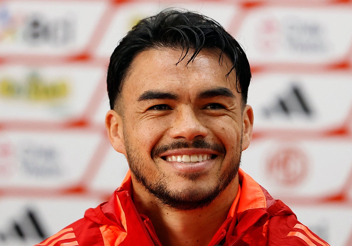 Gabriel Suazo, en sala de prensa con la selección chilena