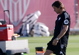 Matías Almeyda reta a la prensa: «A ver si os ganamos»