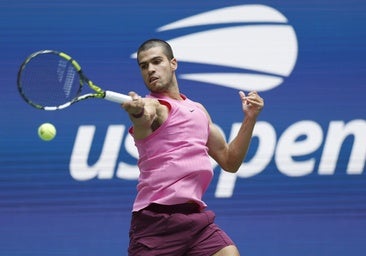 Dónde ver en online y en televisión el partido de Alcaraz hoy del US Open y a qué hora juega las semifinales contra Djokovic