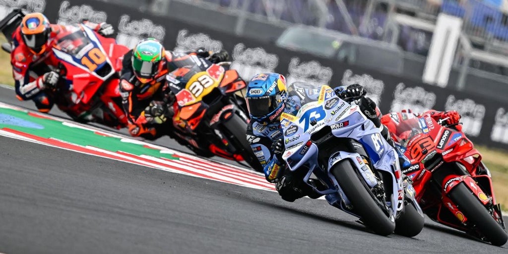 Álex Márquez presenta su candidatura a ganar en Montmeló en el hundimiento de Bagnaia