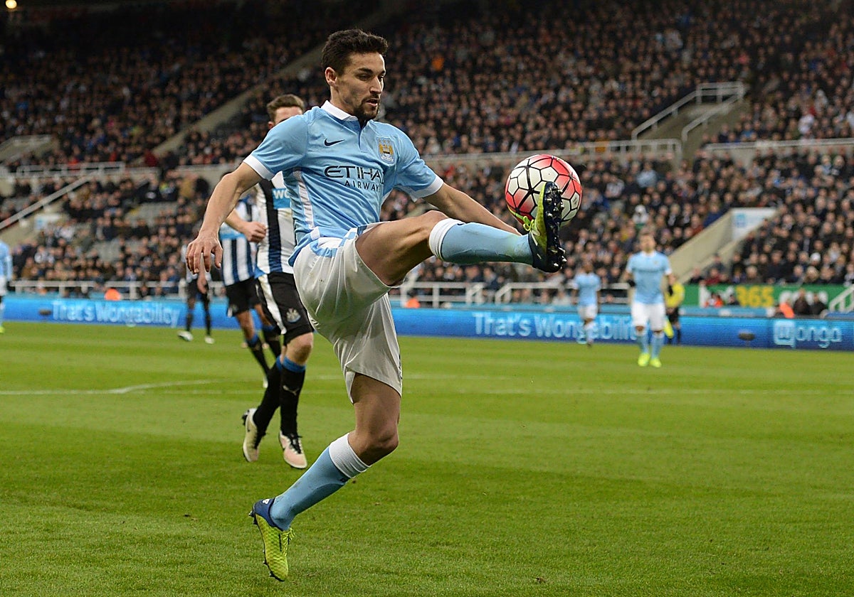 Jesús Navas, durante un partido en su etapa como futbolista del Manchester City