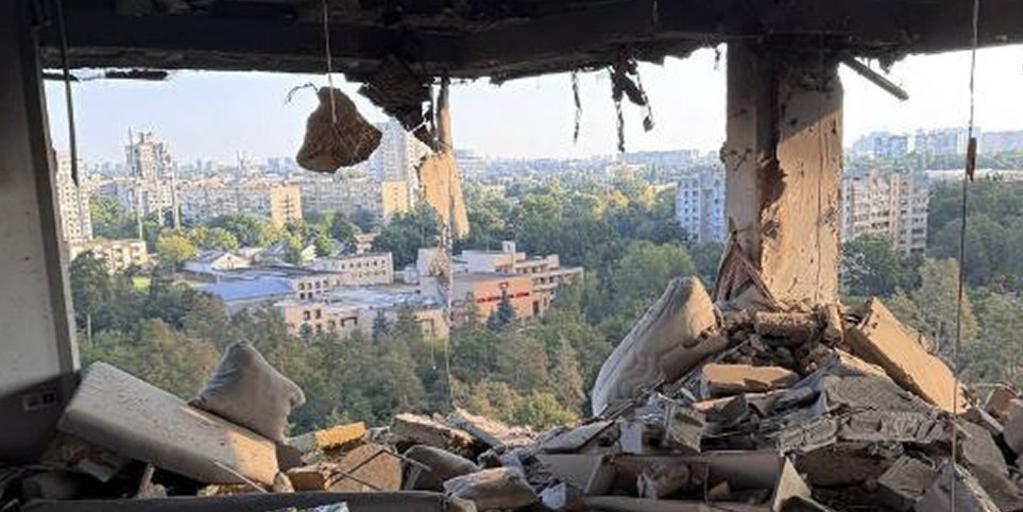 Misiles rusos destrozan la casa de Sudakov, el futbolista ucraniano del Benfica, cuando su mujer embarazada y su hija estaban en ella