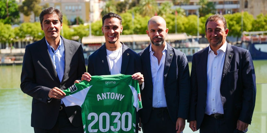 El Betis agotó en el mercado su mayor límite de gasto histórico: 125 millones