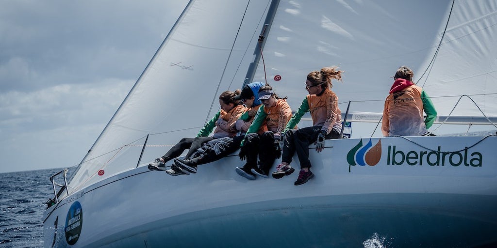 Estreno en Palma de la Liga de Vela Femenina