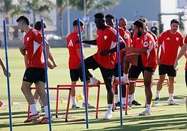 El Sevilla comienza la semana contando con Akor Adams y Ejuke