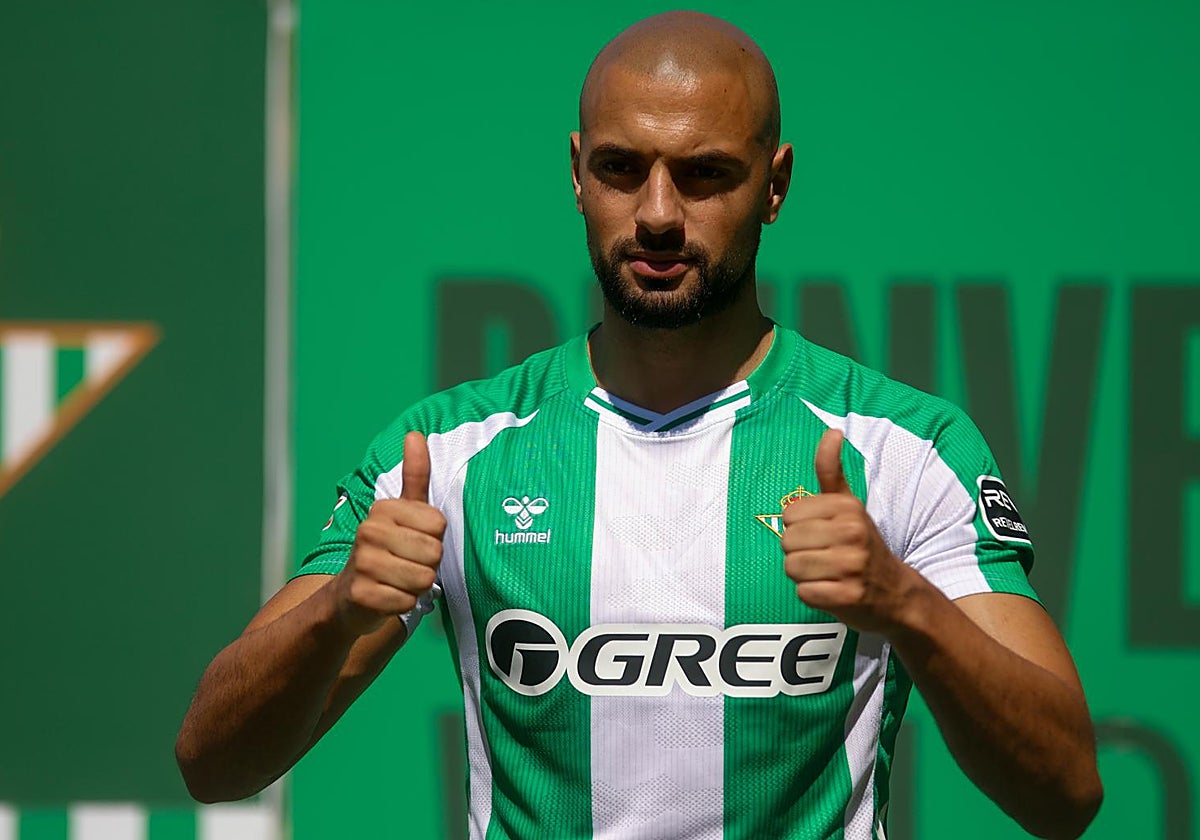 Hecho erigiéndose majestuosamente en el disputa