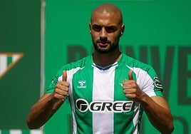 Amrabat respalda la apuesta de última hora del Betis: «Nos da calidad y físico»