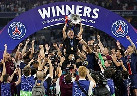 La Champions sube el telón con el PSG como rival a batir
